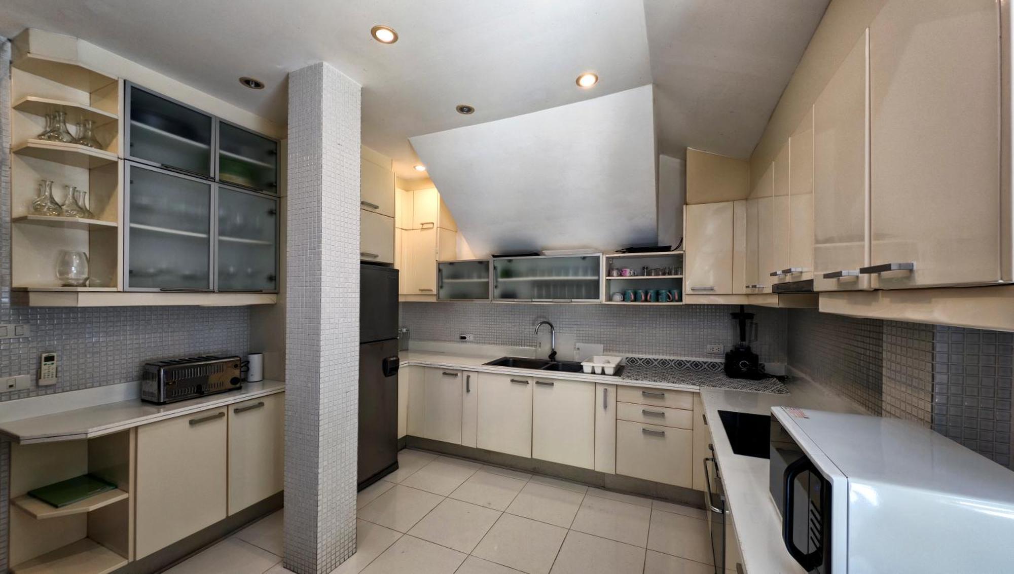 Nakawanna Villa Phuket Bagian luar foto